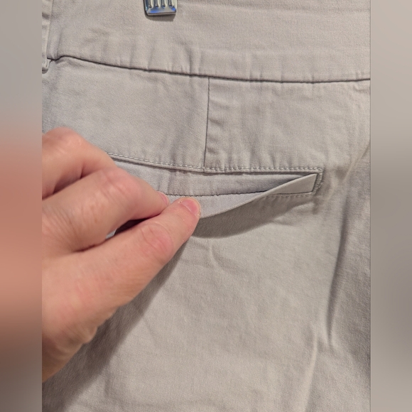 J. Crew Women's Tan Khaki Bermuda Shorts Size 6 EUC - Picture 6 of 10